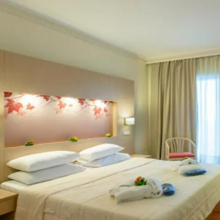Marianna Palace Hotel 4*